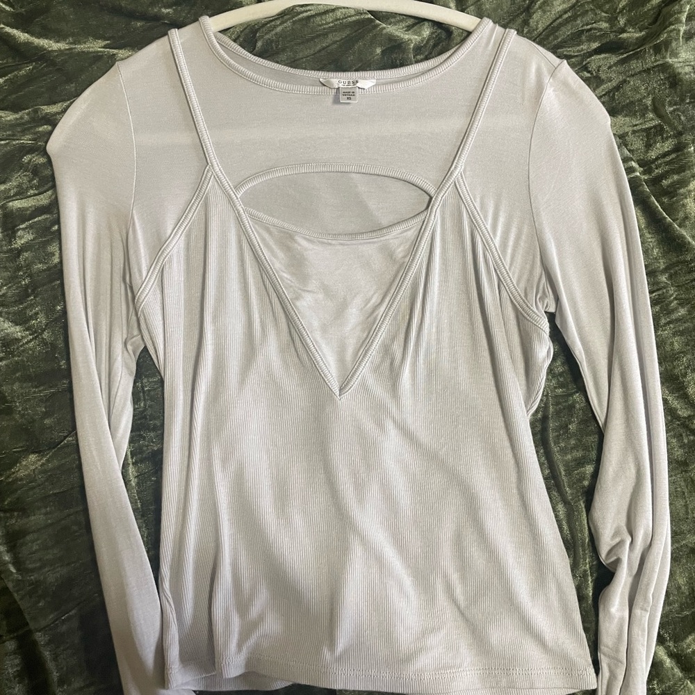 Guess XS Long Sleeve with Keyhole